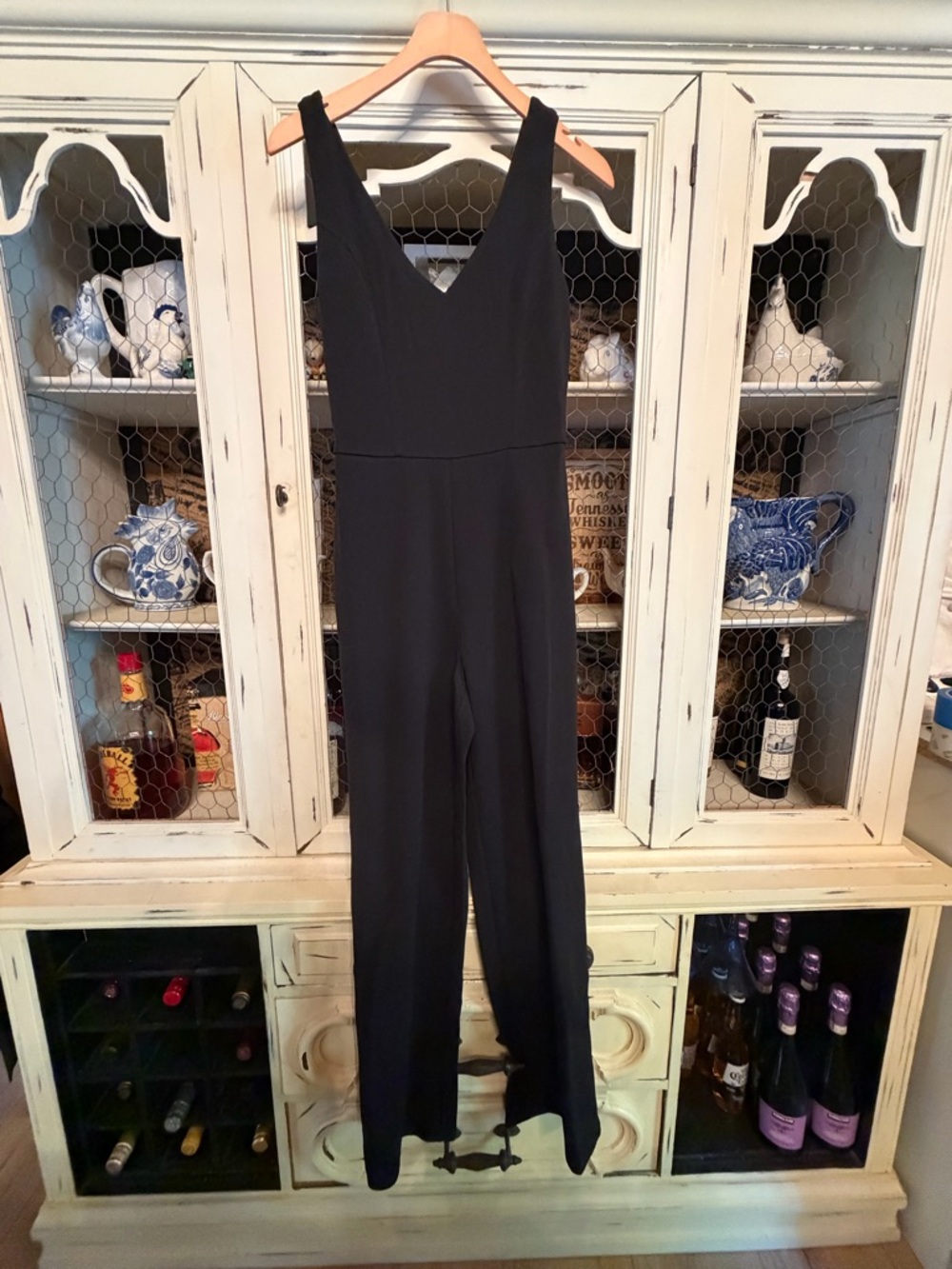 Classic Black V-Neck Jumpsuit - Women's XS